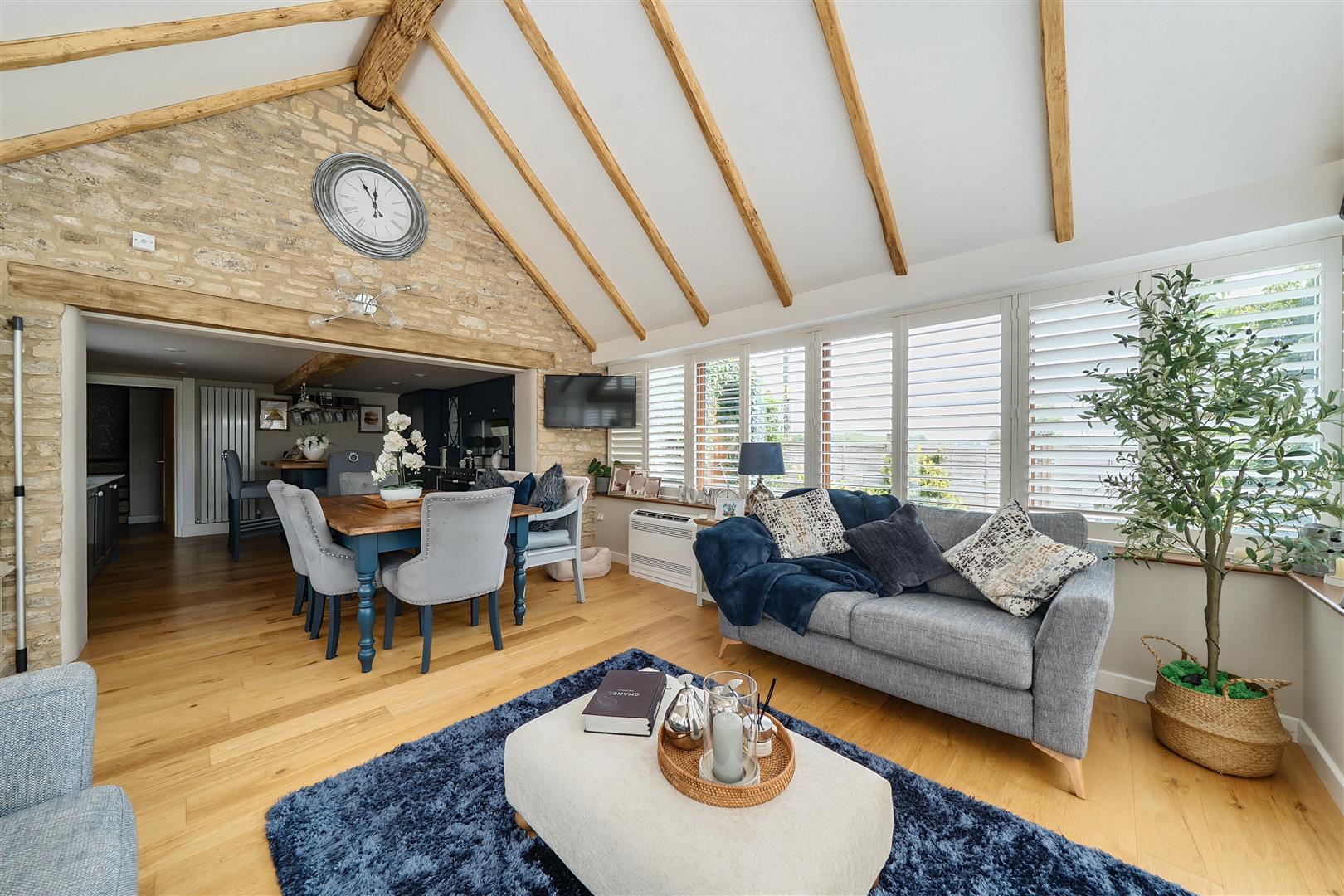 Lower Stanton St. Quintin, Chippenham